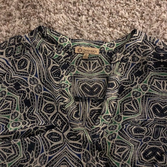 Democracy Paisley Print Tie Split Round Neck 3/4 Blouson Sleeve Top Size Small - Picture 3 of 7